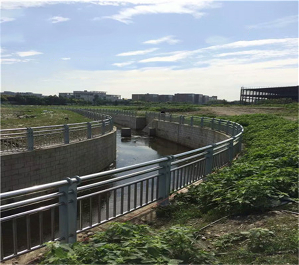 天津不锈钢复合管河道景观护栏
