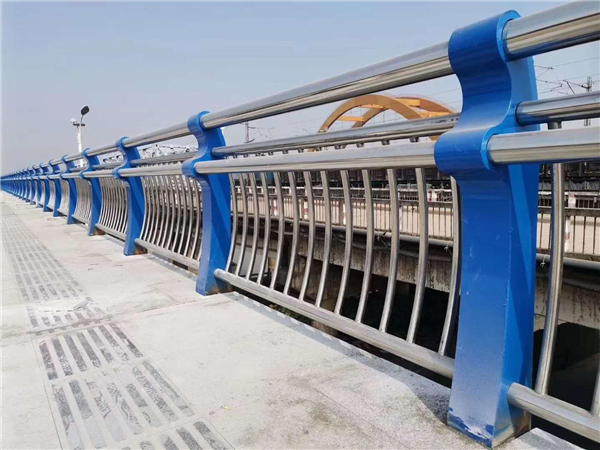 天津304不锈钢复合管护栏的生产工艺揭秘